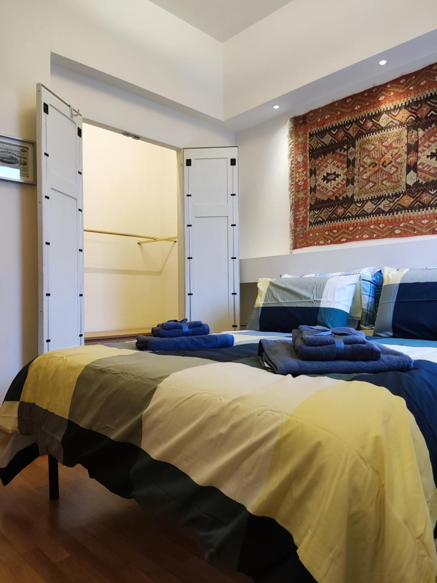 Di Casa Al Colosseo Apartment